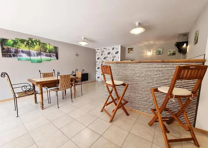 De La Coupiere Le Laurier